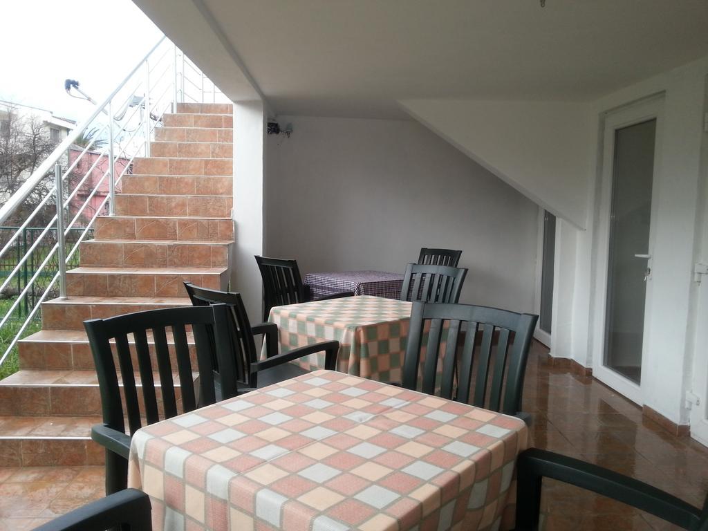 Apartments Idolga Bar Szoba fotó